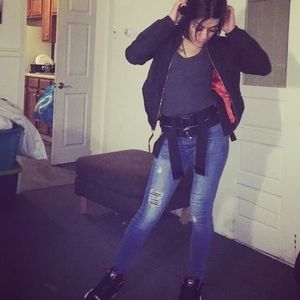 Meet your Posher, Briggitte